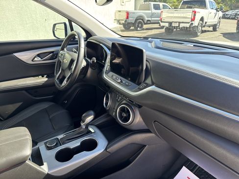 Used 2023 Chevrolet Blazer LT image 16