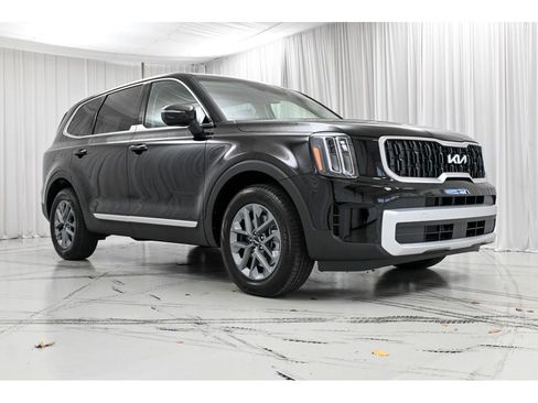 New 2025 Kia Telluride LX image 2