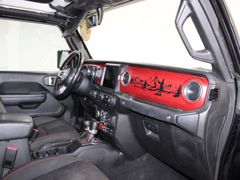 Used 2022 Jeep Gladiator Rubicon w/ Cold Weather Group AWD/4WD image 25