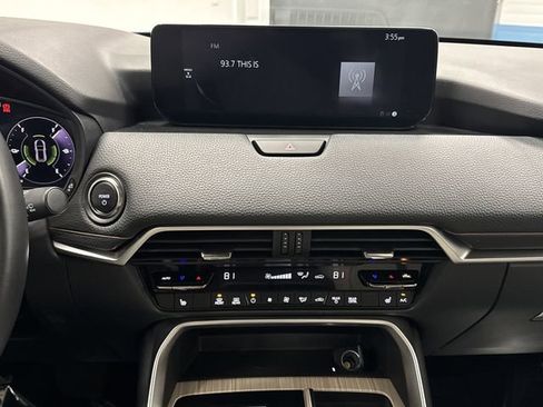 Used 2024 MAZDA CX-90 Plug-In Hybrid w/ Preferred image 9