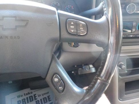 Used 2004 Chevrolet Silverado 3500 4x4 Crew Cab w/ Heavy-Duty Power Package image 14