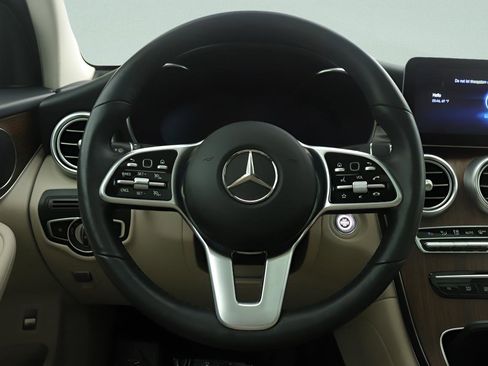 Used 2022 Mercedes-Benz GLC 300 4MATIC image 8