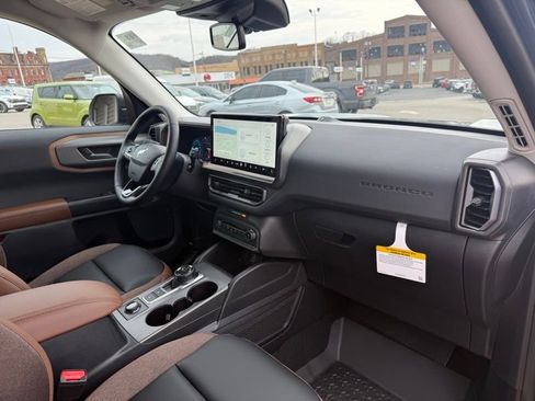 New 2025 Ford Bronco Sport Outer Banks w/ Outer Banks Tech Package+ image 16