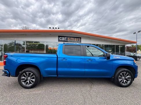 Used 2022 Chevrolet Silverado 1500 RST w/ Z71 Off-Road Package AWD/4WD image 8