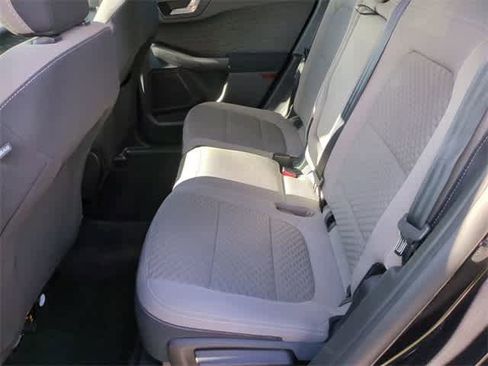 Used 2020 Ford Escape SE Sport image 19