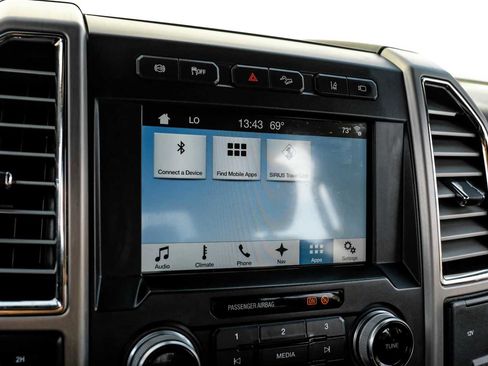 Used 2017 Ford F250 Platinum w/ Platinum Ultimate Package image 30