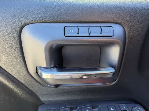 Used 2016 GMC Sierra 1500 Denali w/ Enhanced Driver Alert Package AWD/4WD image 11