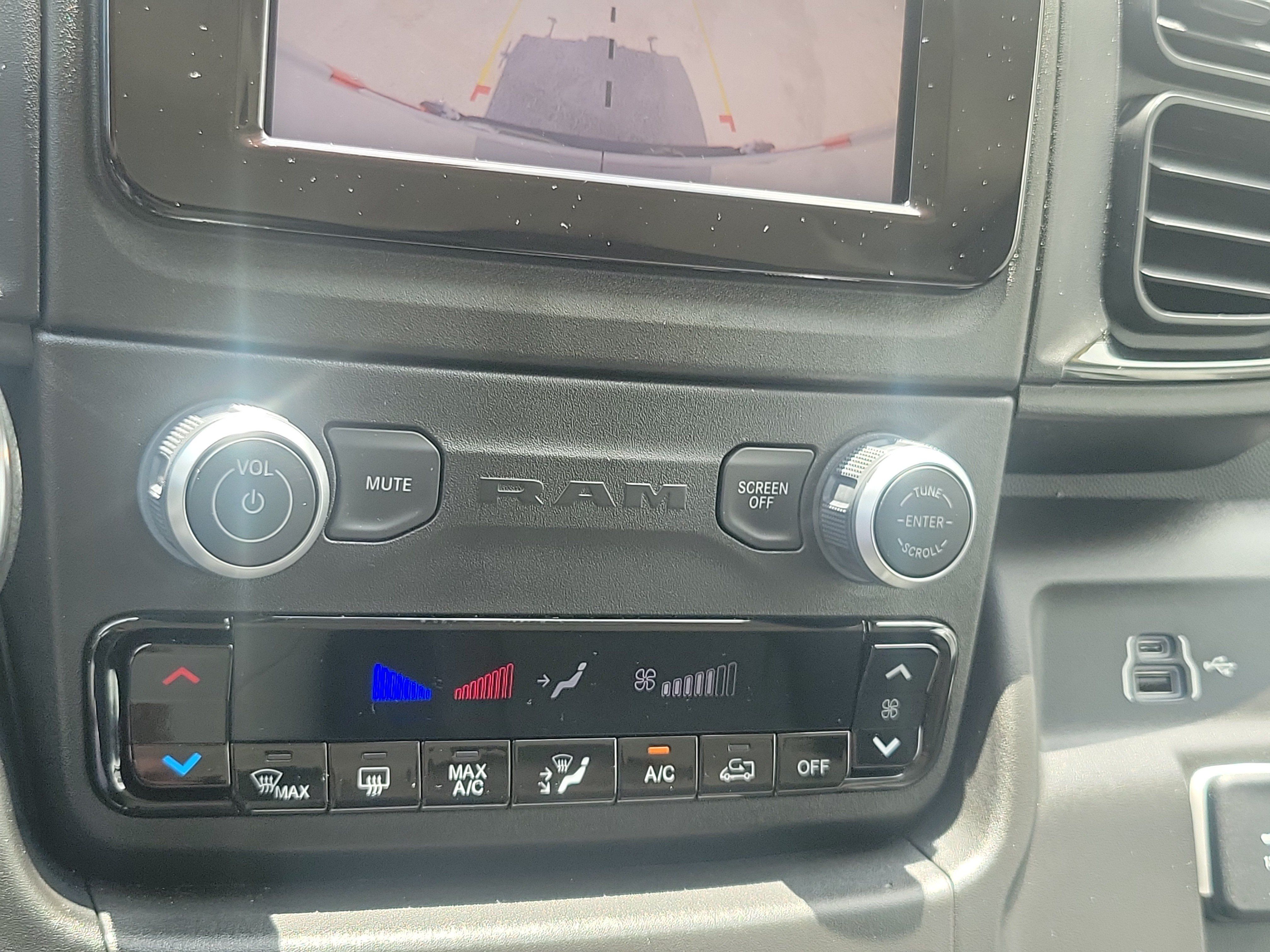Used 2025 RAM ProMaster 2500 w/ Safety Group FWD image 16
