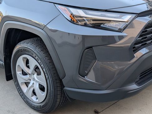 Used 2025 Toyota RAV4 LE image 9