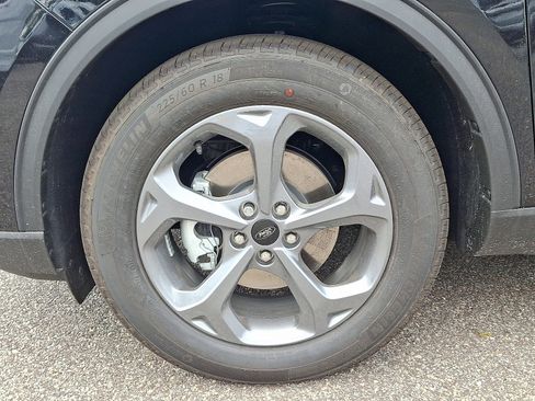 New 2025 Ford Escape ST-Line w/ Tech Pack #1 image 18