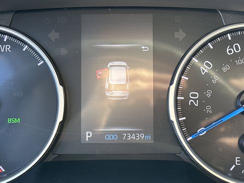 Certified 2022 Toyota RAV4 XLE image 22