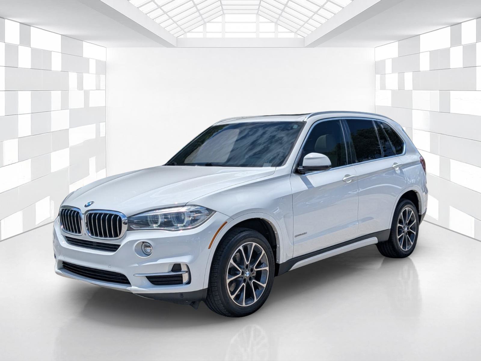 Used 2017 BMW X5 sDrive35i RWD image 3