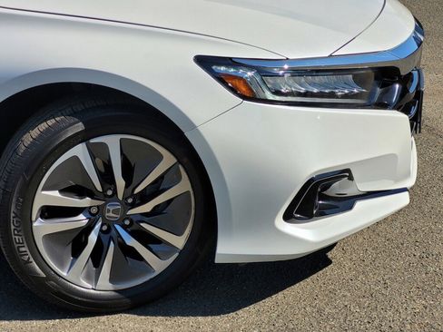 Certified 2021 Honda Accord EX image 25