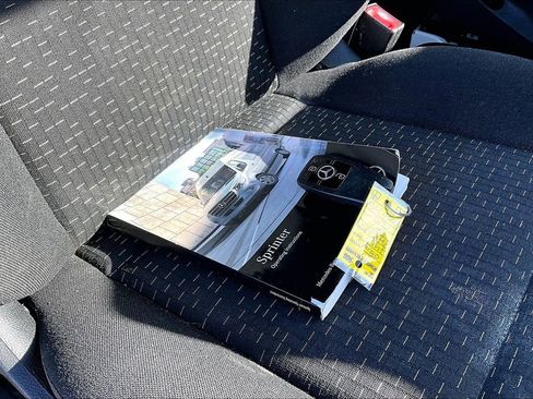 Used 2021 Mercedes-Benz Sprinter 2500 w/ Driver Convenience Package image 17