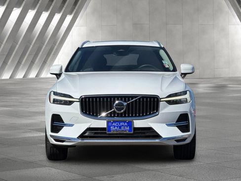 Used 2022 Volvo XC60 T8 Inscription Expression image 9