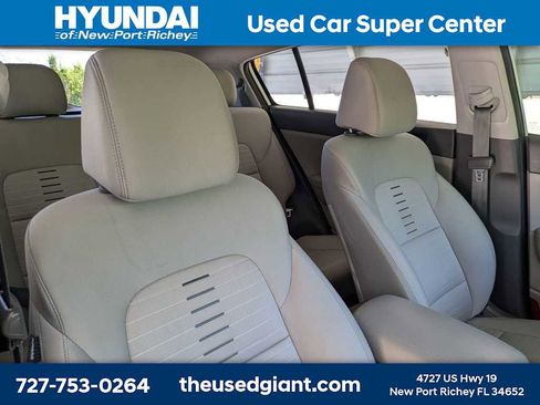Used 2017 Kia Sportage LX w/ LX Popular Package AWD/4WD image 6