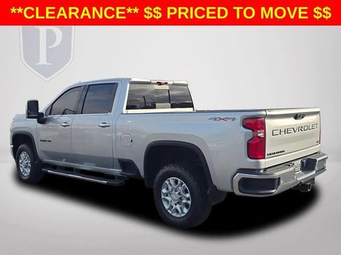Used 2020 Chevrolet Silverado 3500 LTZ w/ Technology Package AWD/4WD image 10