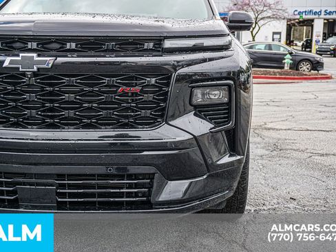 Used 2024 Chevrolet Traverse RS image 19
