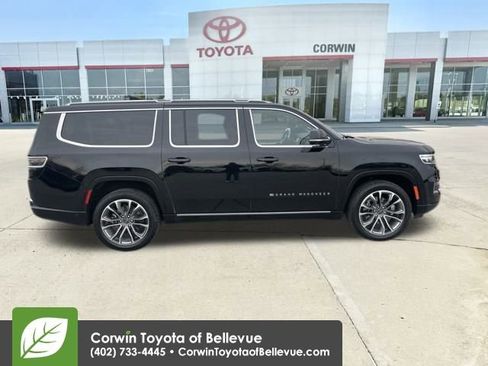 Used 2023 Jeep Grand Wagoneer L Series III w/ Rear Seat Video Group 1 image 6