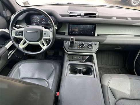 Used 2021 Land Rover Defender 110 X-Dynamic SE image 14