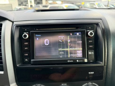 Used 2014 Toyota Sequoia Platinum w/ Preferred Accessory Package AWD/4WD image 34