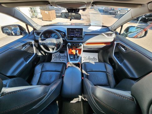 Used 2019 Toyota RAV4 Adventure w/ Cold Weather Package AWD/4WD image 17