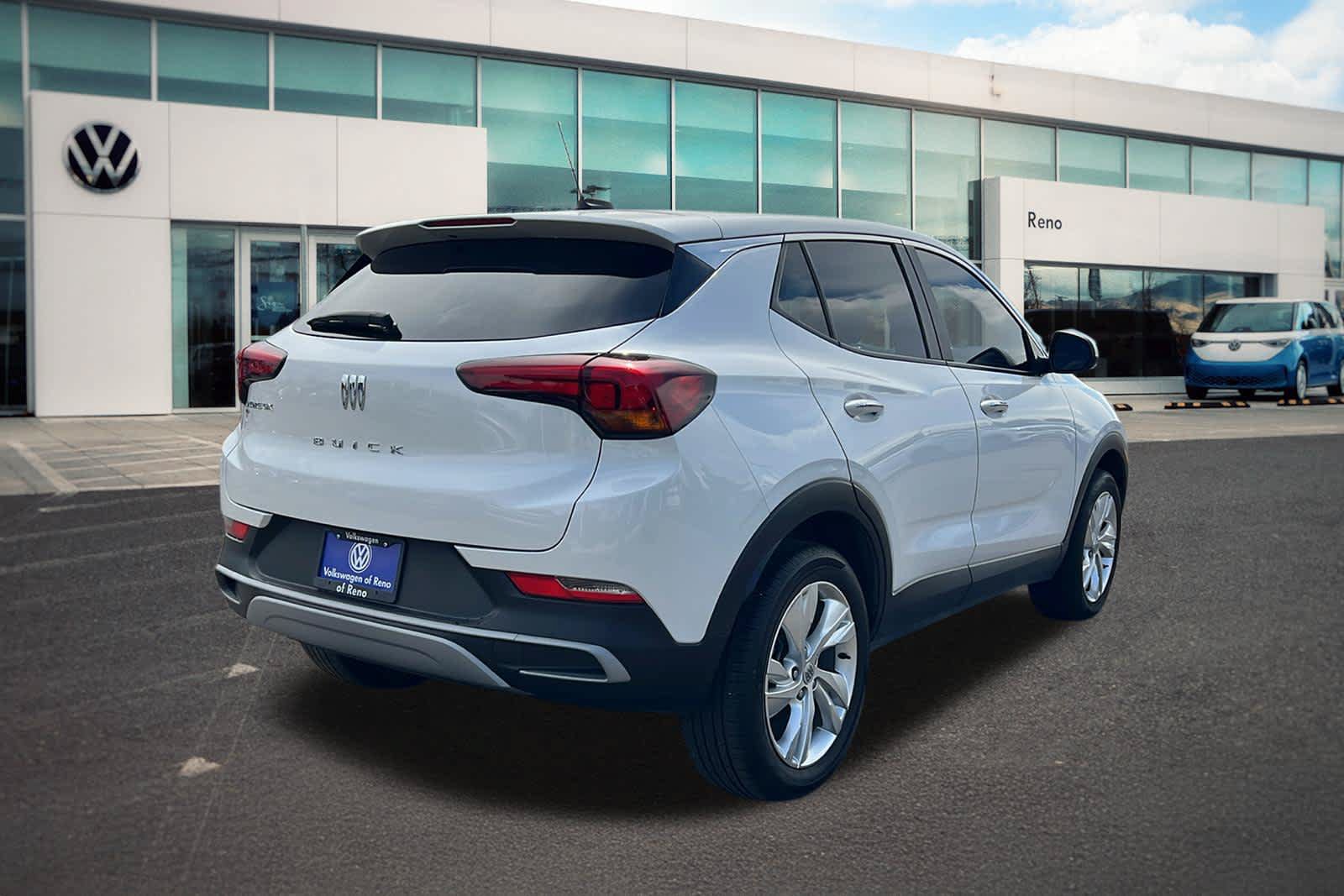 Used 2024 Buick Encore GX Preferred w/ Comfort Package AWD/4WD image 5