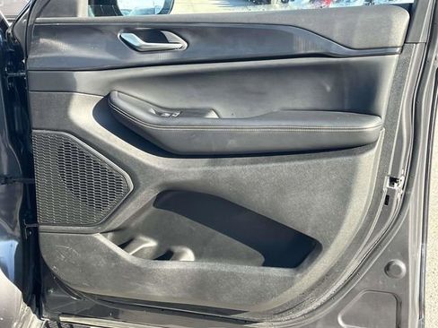 Used 2023 Jeep Grand Cherokee Altitude image 26