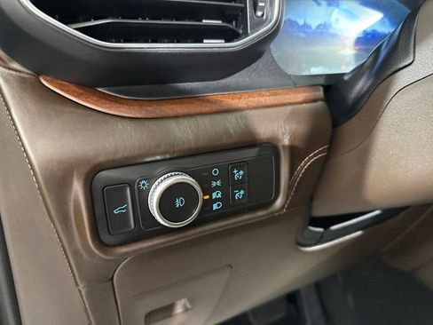 Used 2022 Ford Explorer King Ranch w/ Technology Package AWD/4WD image 19