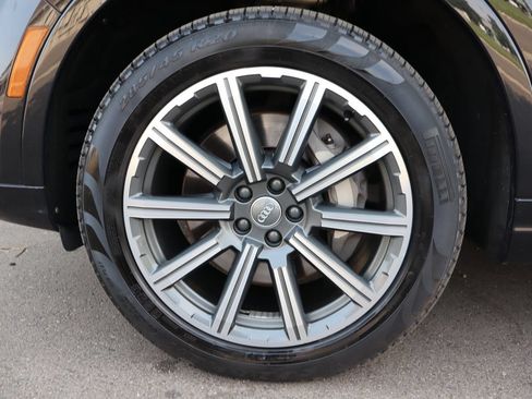 Used 2017 Audi Q7 3.0T Premium Plus w/ Premium Plus Package AWD/4WD image 43
