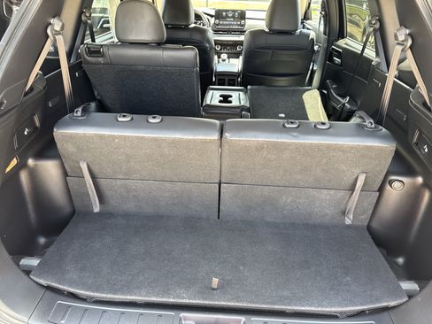 Used 2024 Mitsubishi Outlander SE AWD/4WD image 45