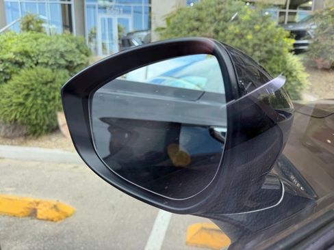 Used 2025 MAZDA CX-70 Plug-In Hybrid w/ Premium Pkg image 6