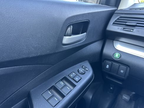 Used 2016 Honda CR-V SE image 26