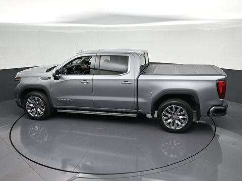 Used 2023 GMC Sierra 1500 Denali w/ Denali Reserve Package AWD/4WD image 24