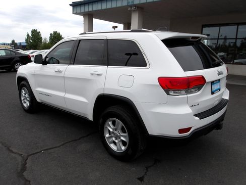 Used 2014 Jeep Grand Cherokee Laredo w/ Quick Order Package 23E image 3