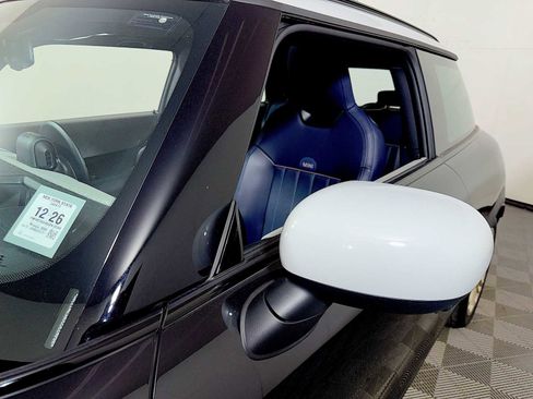 Certified 2025 MINI Cooper S image 29