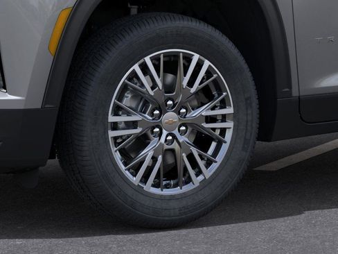 New 2026 Chevrolet Traverse LT w/ Driver Confidence Package image 9
