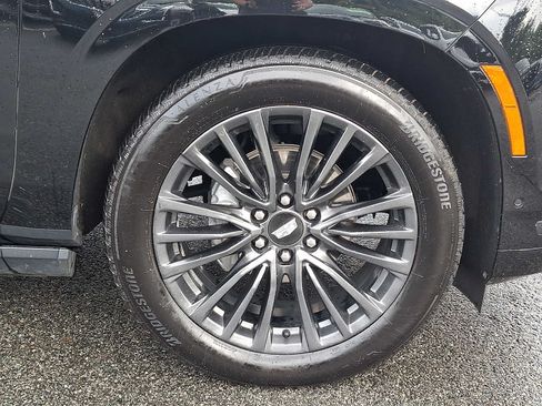 Certified 2025 Cadillac Escalade Sport Platinum w/ LPO, Floor Liner Package AWD/4WD image 8