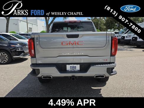 Used 2025 GMC Sierra 1500 AT4 w/ AT4 Premium Package AWD/4WD image 6