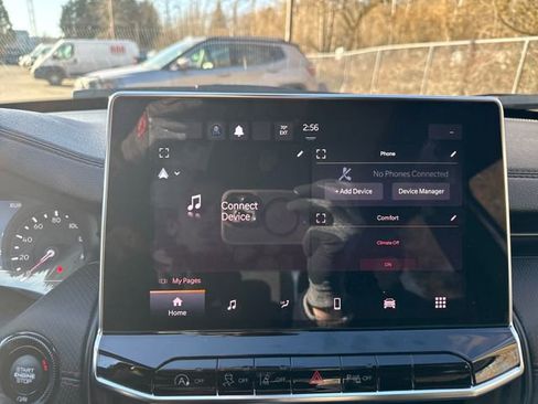 Used 2024 Jeep Compass Trailhawk image 48