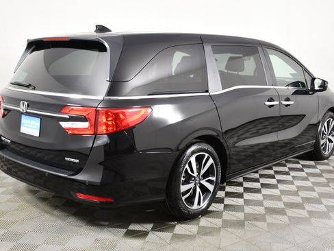Certified 2023 Honda Odyssey Touring image 6