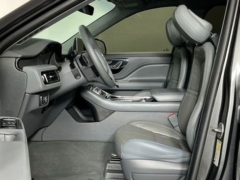 Used 2020 Lincoln Aviator Reserve w/ Elements Package Plus RWD image 14