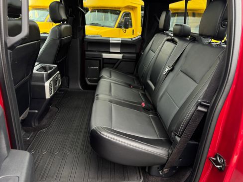 Used 2016 Ford F150 Lariat w/ Equipment Group 502A Luxury AWD/4WD image 13