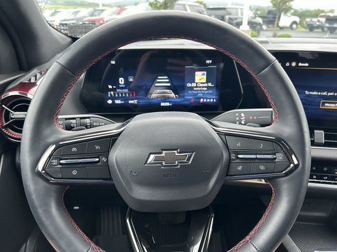 Used 2026 Chevrolet Equinox RS AWD/4WD image 26