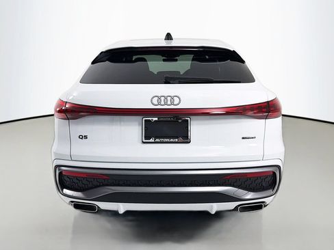 Used 2025 Audi Q5 Premium Plus w/ Premium Plus AWD/4WD image 6