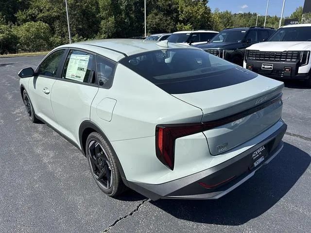 New 2026 Kia K4 EX FWD image 4