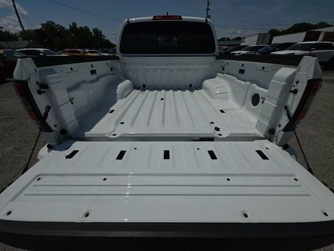 Used 2023 Nissan Frontier PRO-4X w/ Tow Package AWD/4WD image 16