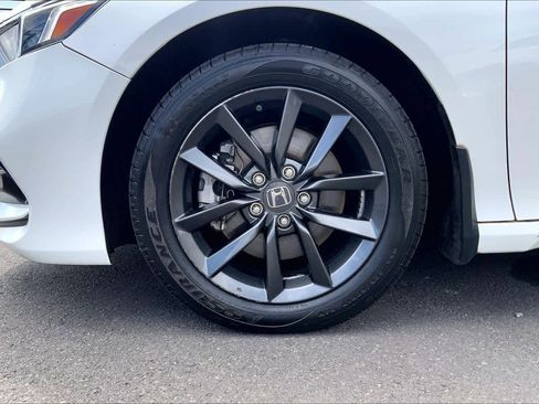 Used 2018 Honda Accord EX-L image 9