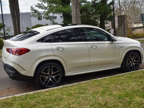 Used 2021 Mercedes-Benz GLE 53 AMG 4MATIC w/ AMG Night Package image 9