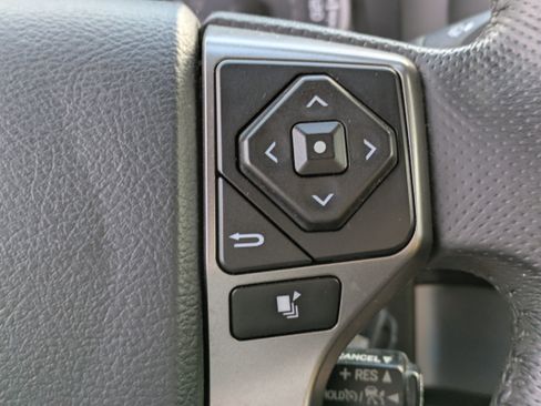 Used 2019 Toyota Tacoma SR5 image 22